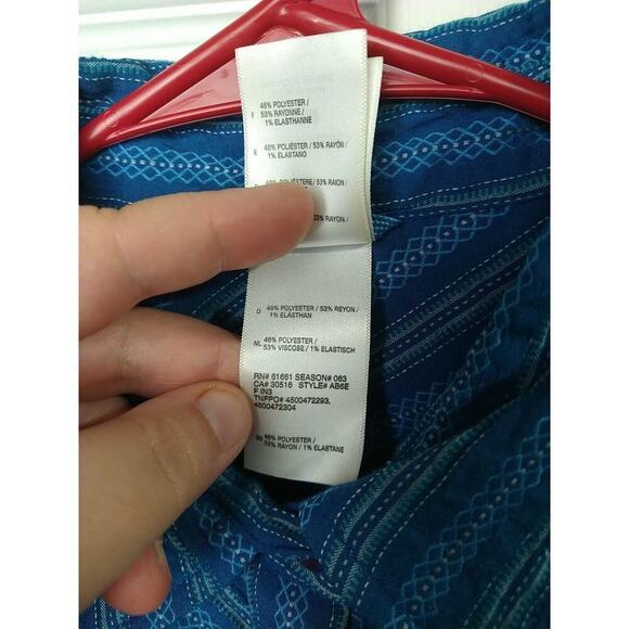 Northface Teal Striped Diamond Collared Button Long Sleeve Blouse. Size M - Picture 5 of 9